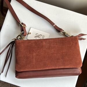 Hobo Darcy Double Crossbody